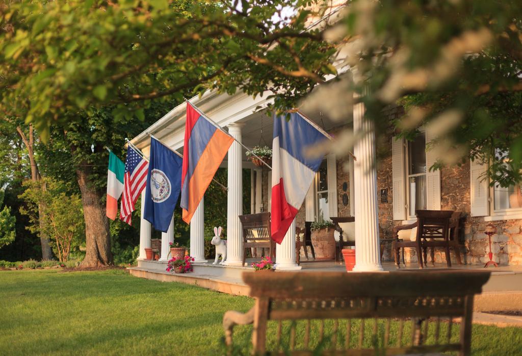 L'Auberge Provencale Inn & Restaurant Boyce 외부 사진