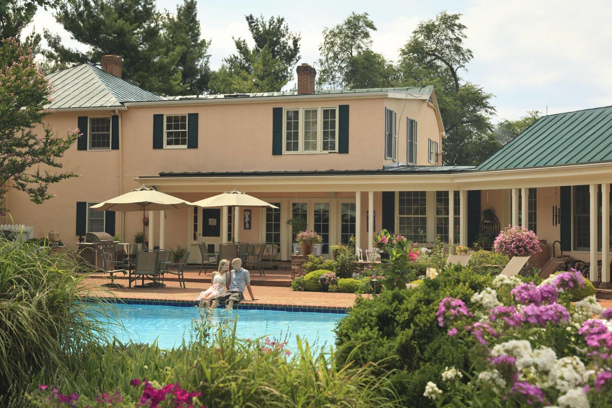 L'Auberge Provencale Inn & Restaurant Boyce 외부 사진
