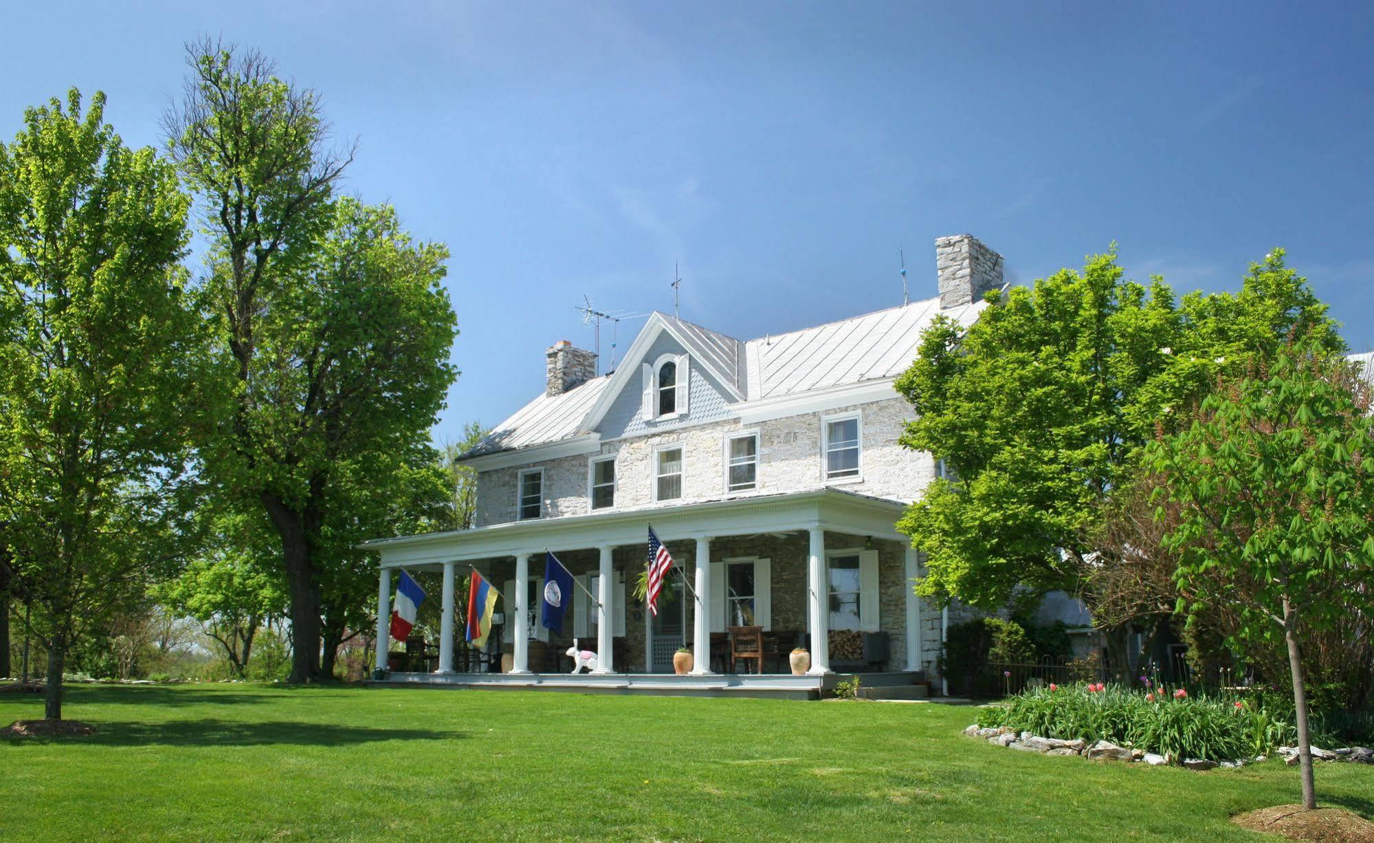 L'Auberge Provencale Inn & Restaurant Boyce 외부 사진